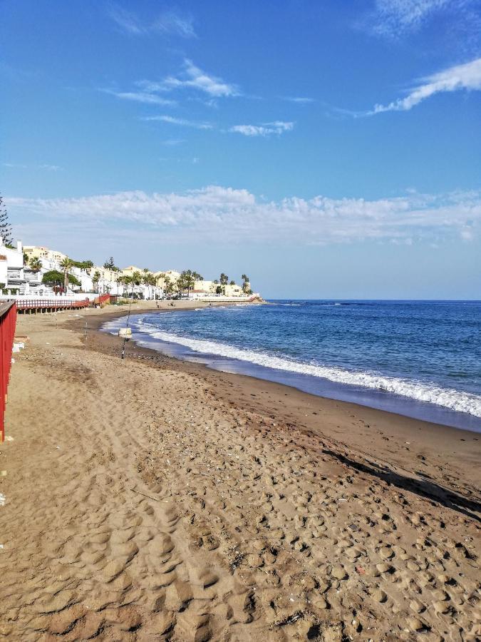 Apartamento Mar Azul, Primera Linea De Playa Sitio de Calahonda Eksteriør bilde
