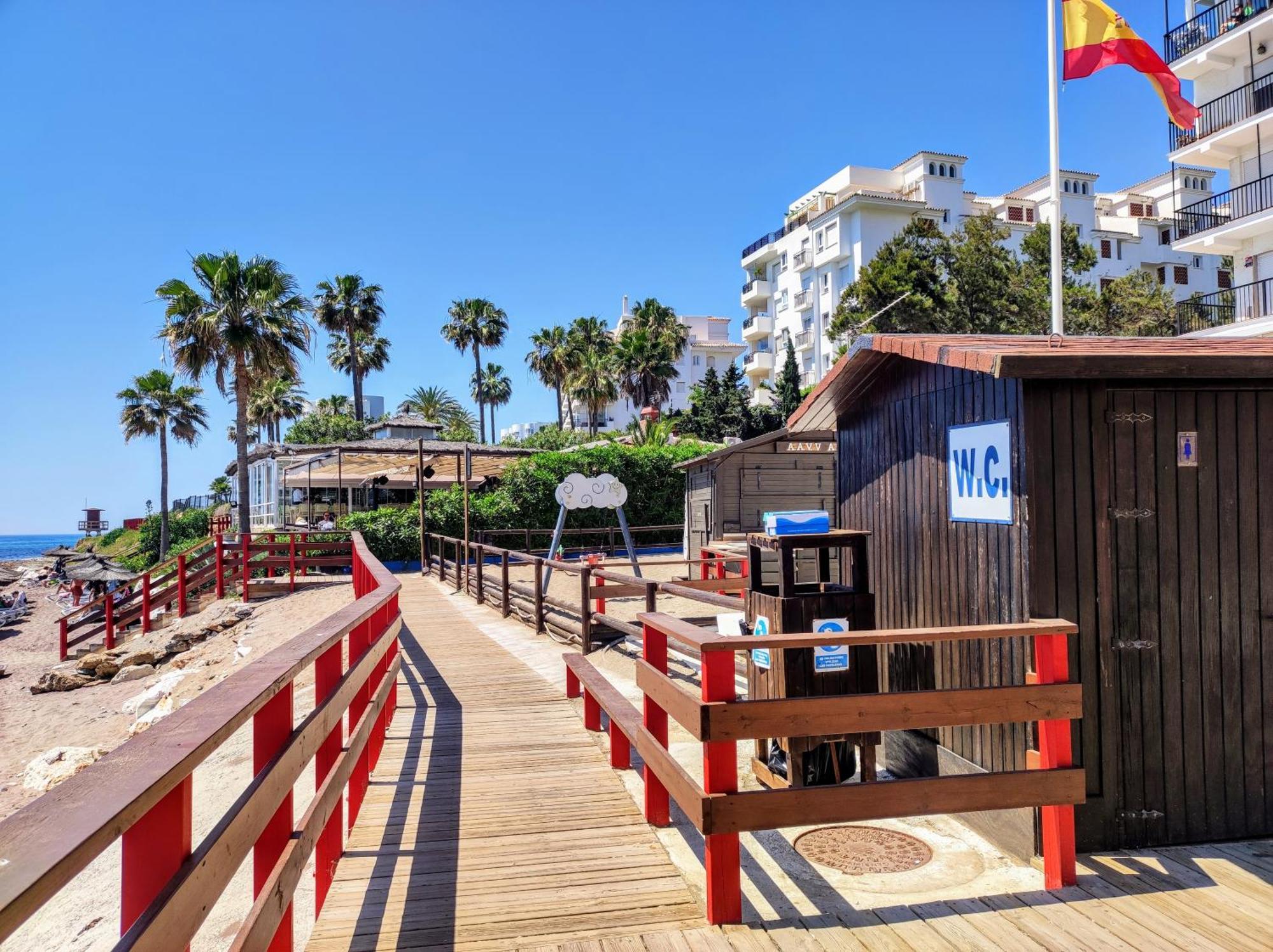 Apartamento Mar Azul, Primera Linea De Playa Sitio de Calahonda Eksteriør bilde